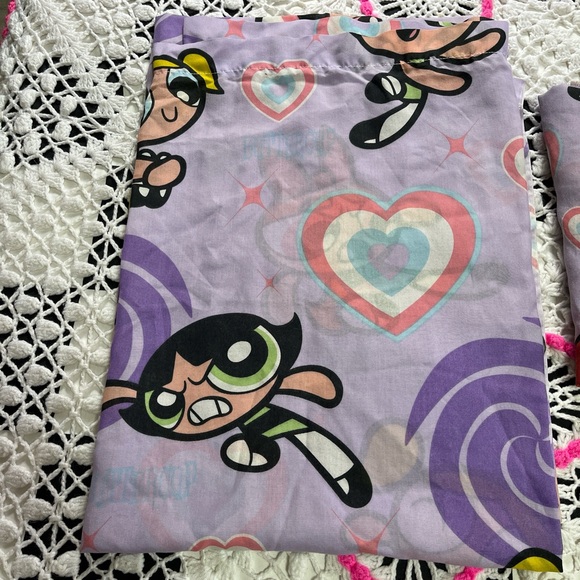 Vintage from the year  2000 Power Puff twin sheets. Fair condition - Picture 3 of 8